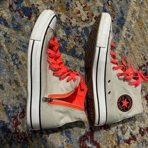GONE!! Chucks With Zipper sz9M-11W All Stars